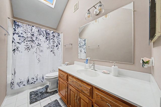 10745 LOCKWOOD Avenue, Oak Lawn, IL 60453