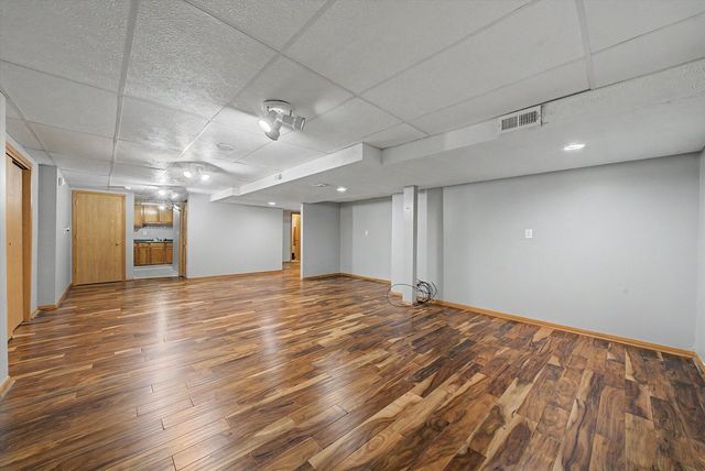 10745 LOCKWOOD Avenue, Oak Lawn, IL 60453