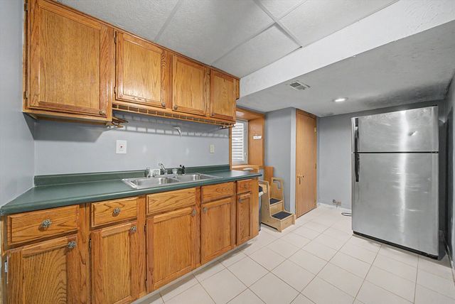 10745 LOCKWOOD Avenue, Oak Lawn, IL 60453