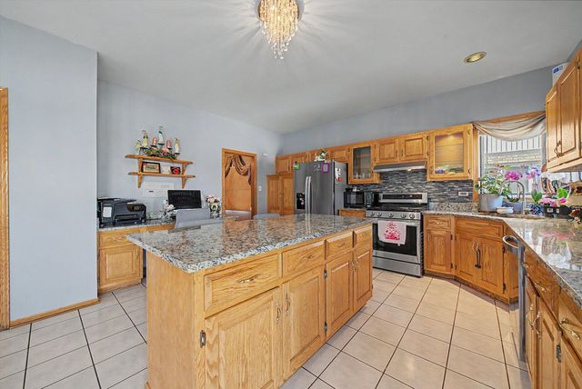 10745 LOCKWOOD Avenue, Oak Lawn, IL 60453