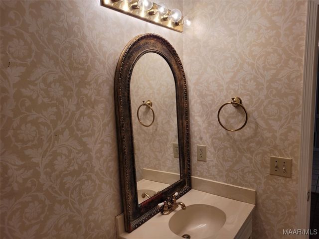 5918 CARMEL Drive, Montgomery, AL 36117