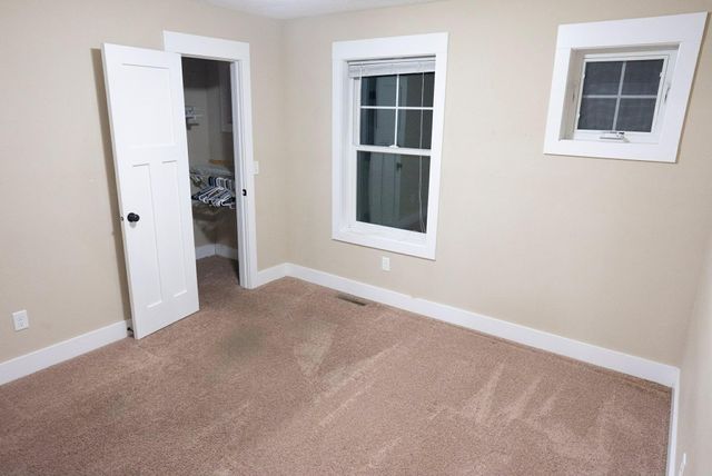 2611 James Avenue N, Minneapolis, MN 55411