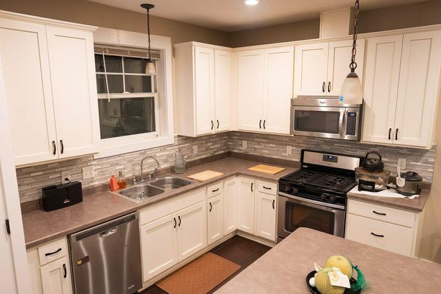 2611 James Avenue N, Minneapolis, MN 55411