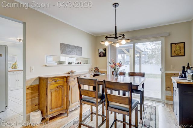 193 Linhart Street, Novi, MI 48377