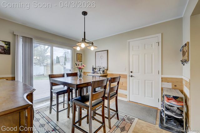 193 Linhart Street, Novi, MI 48377