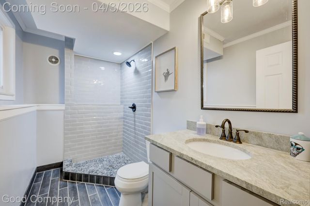 193 Linhart Street, Novi, MI 48377