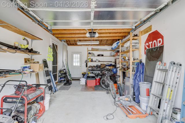 193 Linhart Street, Novi, MI 48377