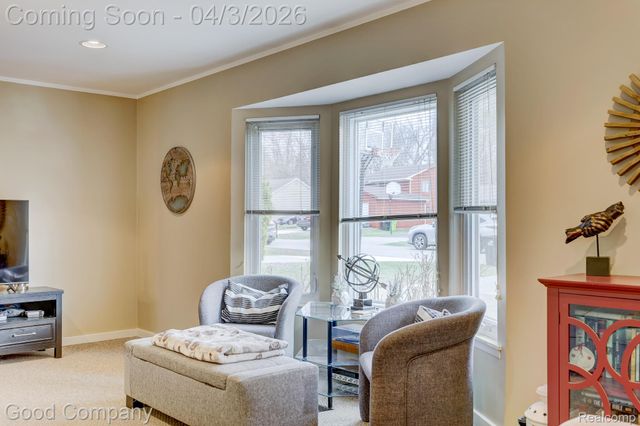 193 Linhart Street, Novi, MI 48377