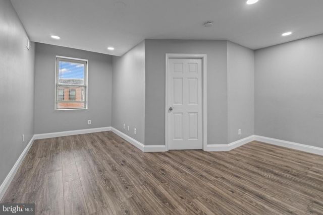 823 NEWINGTON AVE, Baltimore, MD 21217