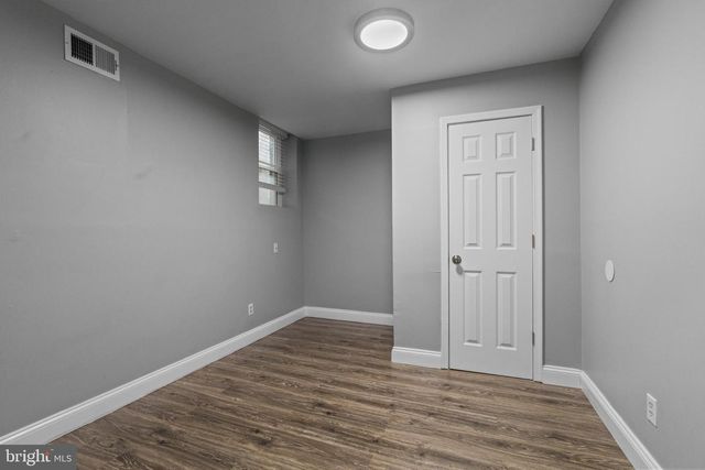 823 NEWINGTON AVE, Baltimore, MD 21217