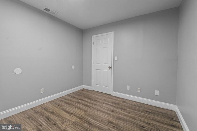 823 NEWINGTON AVE, Baltimore, MD 21217