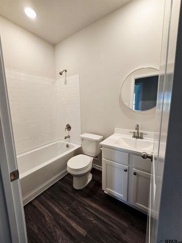 1112 Park Meadows Dr., Whitehouse, TX 75791