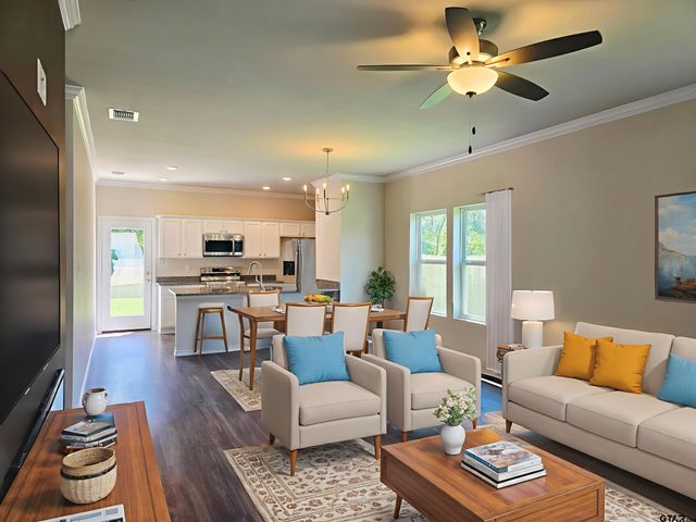 1112 Park Meadows Dr., Whitehouse, TX 75791