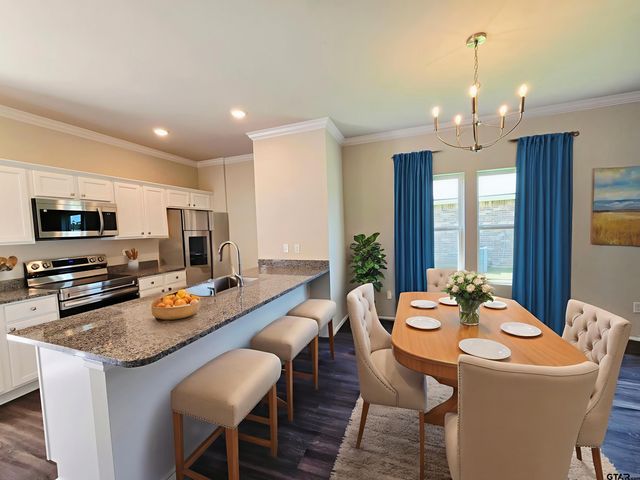 1112 Park Meadows Dr., Whitehouse, TX 75791