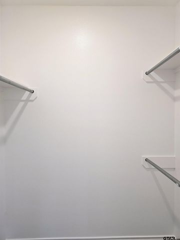 1112 Park Meadows Dr., Whitehouse, TX 75791