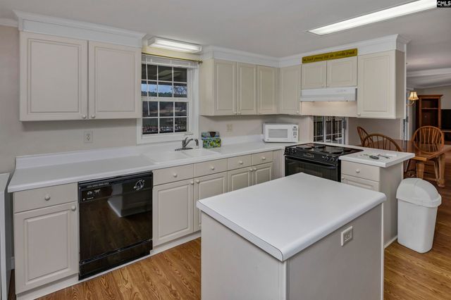 1383 Kingfisher Drive, Ridgeway, SC 29130
