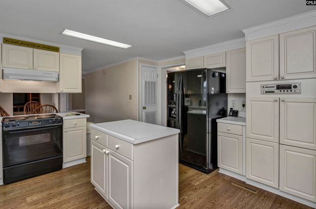 1383 Kingfisher Drive, Ridgeway, SC 29130