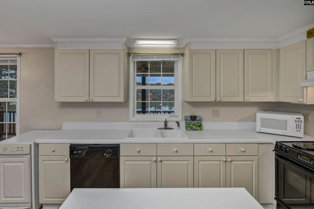 1383 Kingfisher Drive, Ridgeway, SC 29130