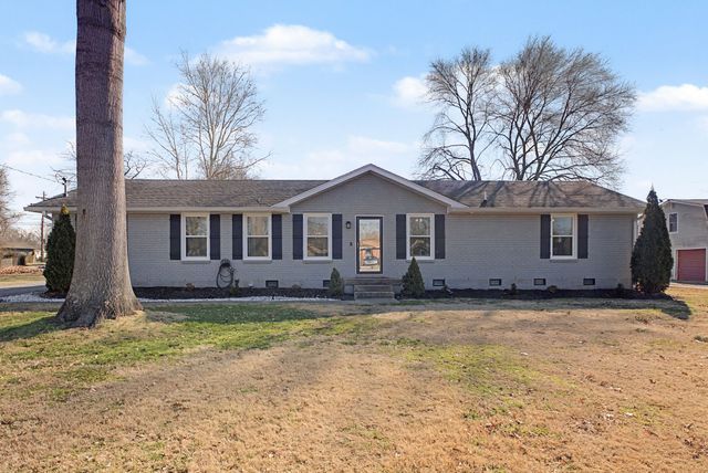 104 Scotch Ct, Hendersonville, TN 37075