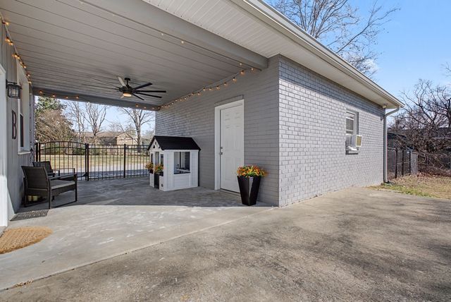 104 Scotch Ct, Hendersonville, TN 37075