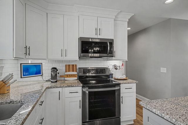 104 Scotch Ct, Hendersonville, TN 37075