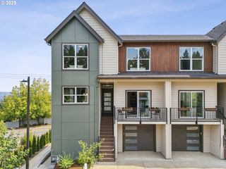 8872 Sw SERENITY Ter, Beaverton, OR 97007