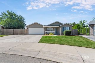 931 N Maple Creek Ave, Meridian, ID 83642