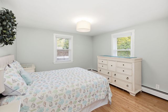 14 Winslow Rd, Sharon, MA 02067