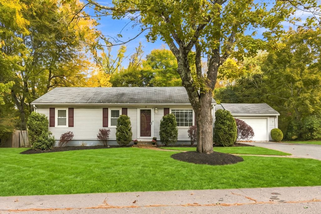 14 Winslow Rd, Sharon, MA 02067