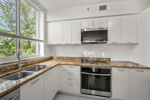 510 NW 84th Ave 429, Plantation, FL 33324