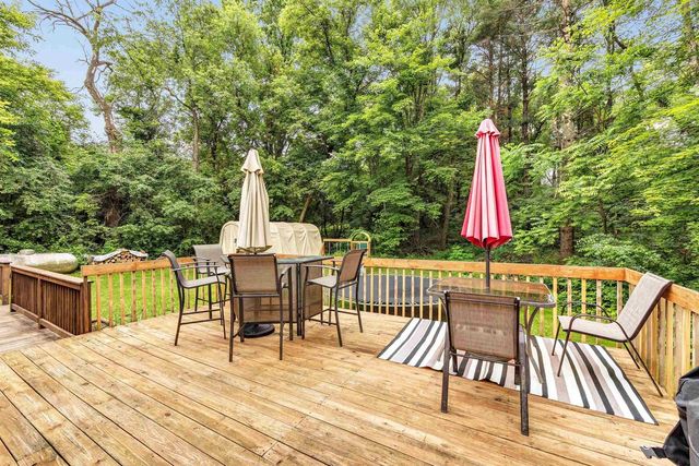 E1195 LARSON ROAD, Waupaca, WI 54981