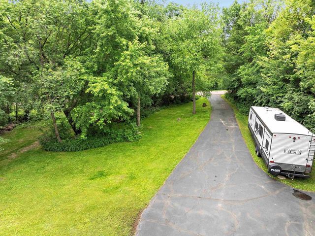 E1195 LARSON ROAD, Waupaca, WI 54981