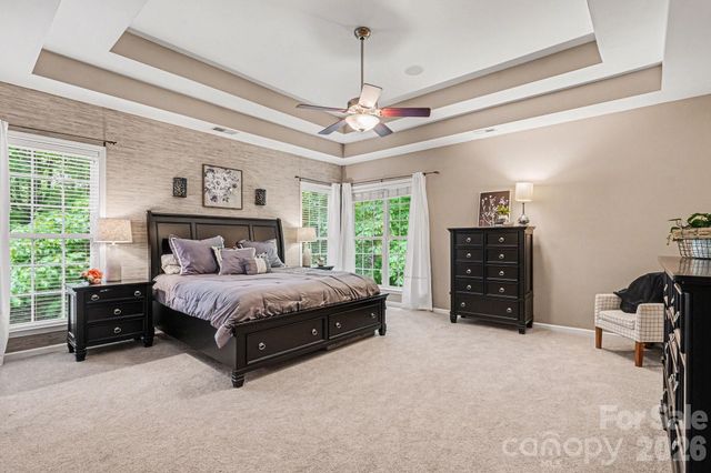 10501 Olde Irongate Lane, Mint Hill, NC 28227