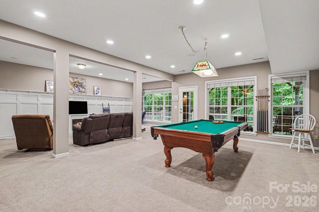 10501 Olde Irongate Lane, Mint Hill, NC 28227