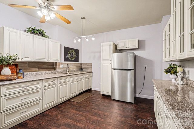 10501 Olde Irongate Lane, Mint Hill, NC 28227