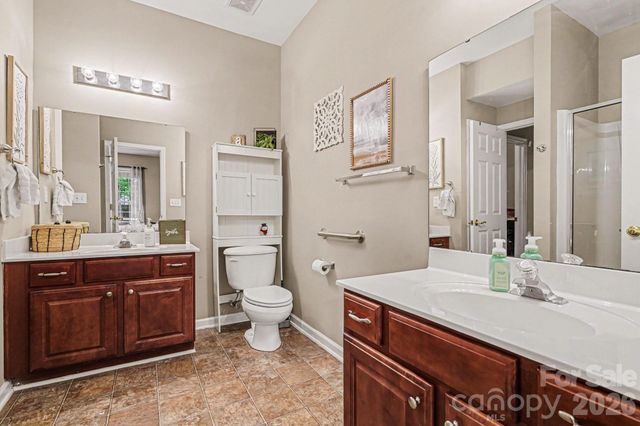 10501 Olde Irongate Lane, Mint Hill, NC 28227