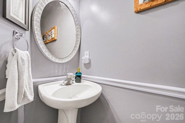 10501 Olde Irongate Lane, Mint Hill, NC 28227