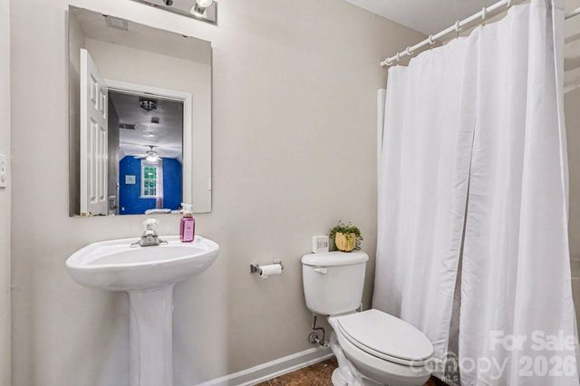 10501 Olde Irongate Lane, Mint Hill, NC 28227