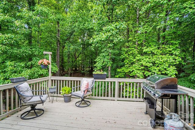 10501 Olde Irongate Lane, Mint Hill, NC 28227