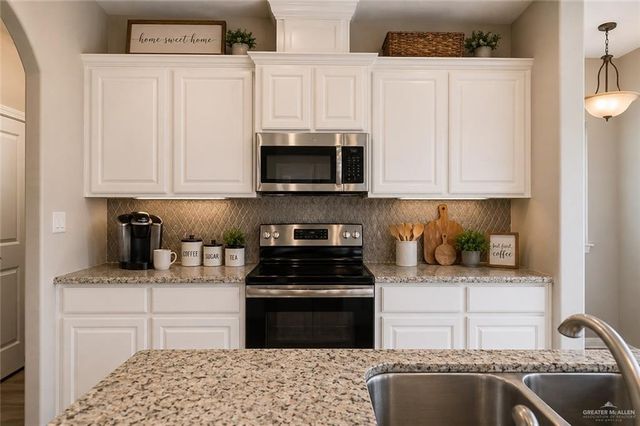 811 S Tecate Drive, Mission, TX 78572
