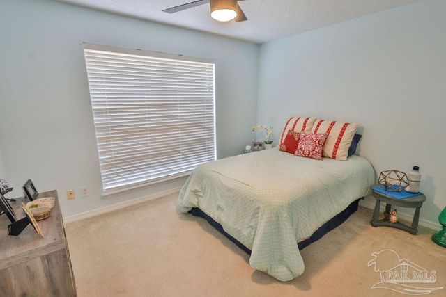 6935 Kapok Dr, Milton, FL 32583