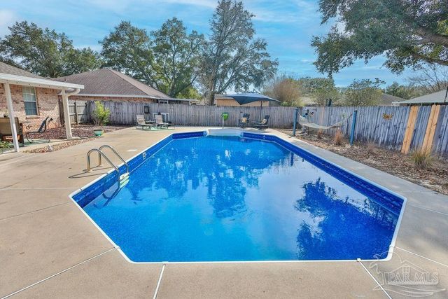 6935 Kapok Dr, Milton, FL 32583