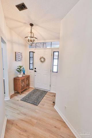 6935 Kapok Dr, Milton, FL 32583