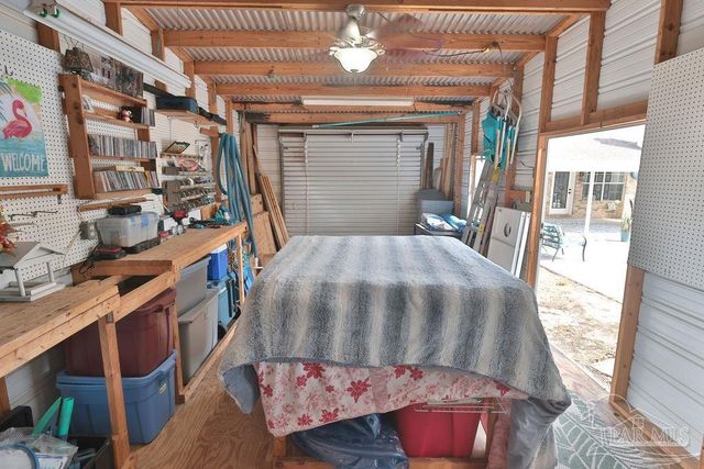 6935 Kapok Dr, Milton, FL 32583