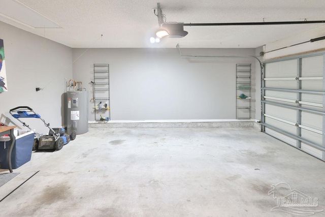 6935 Kapok Dr, Milton, FL 32583