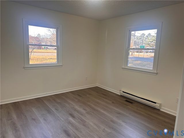 2 Pleasant St, Henrico, VA 23075