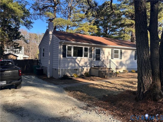 2 Pleasant St, Henrico, VA 23075