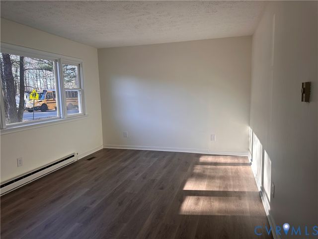 2 Pleasant St, Henrico, VA 23075