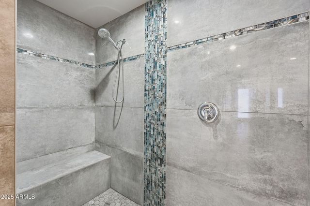 3470 E PARADISE Drive, Phoenix, AZ 85028