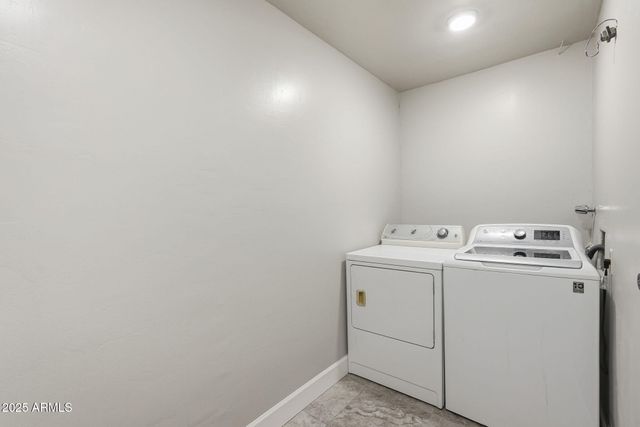 3470 E PARADISE Drive, Phoenix, AZ 85028